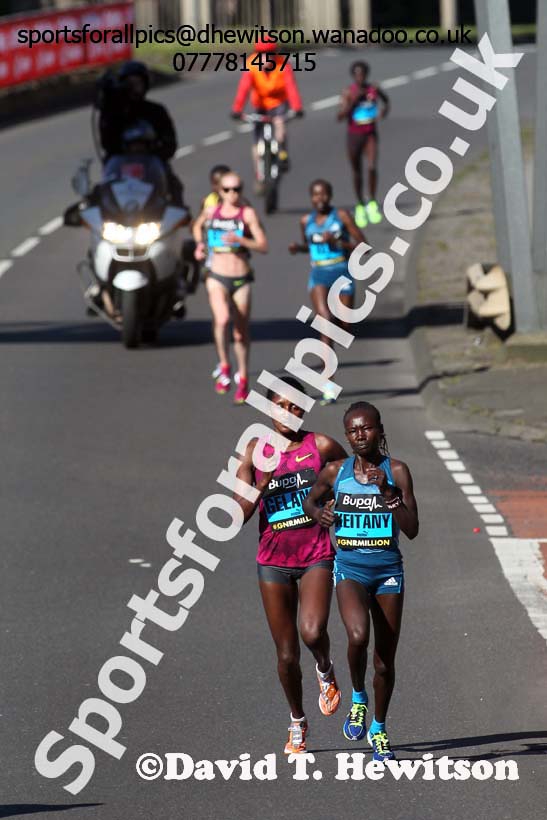 Mary Keitany and Tiki Gelana start to pull away in womens 2014 BUPA Great North Run. Photo: David T. Hewitson/Sports for All Pics